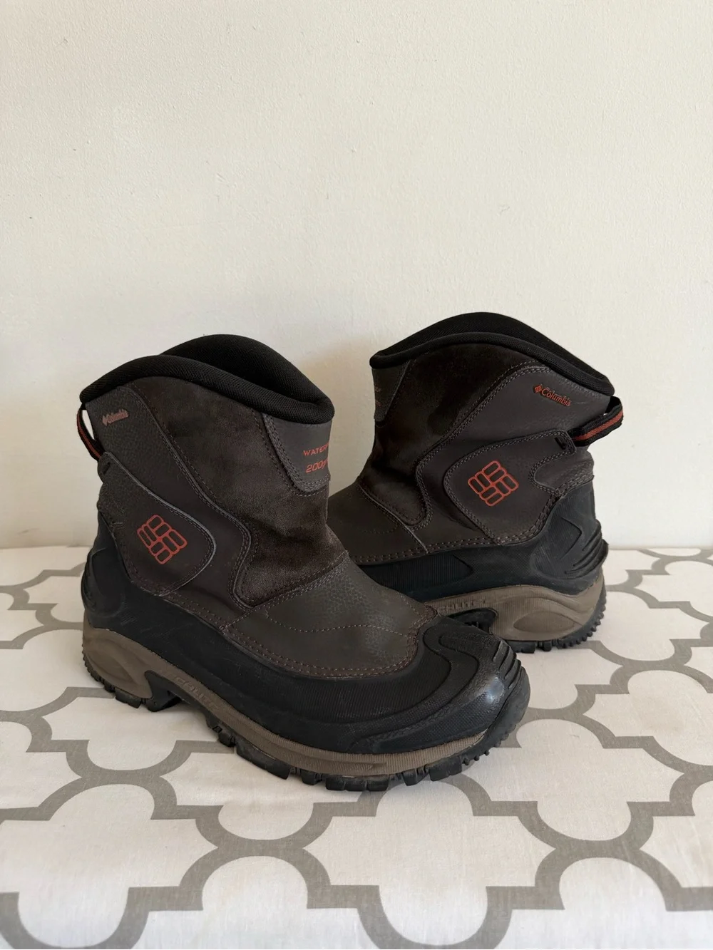 Columbia Men's Brown and Black Waterproof Snow Boots with Red Accents